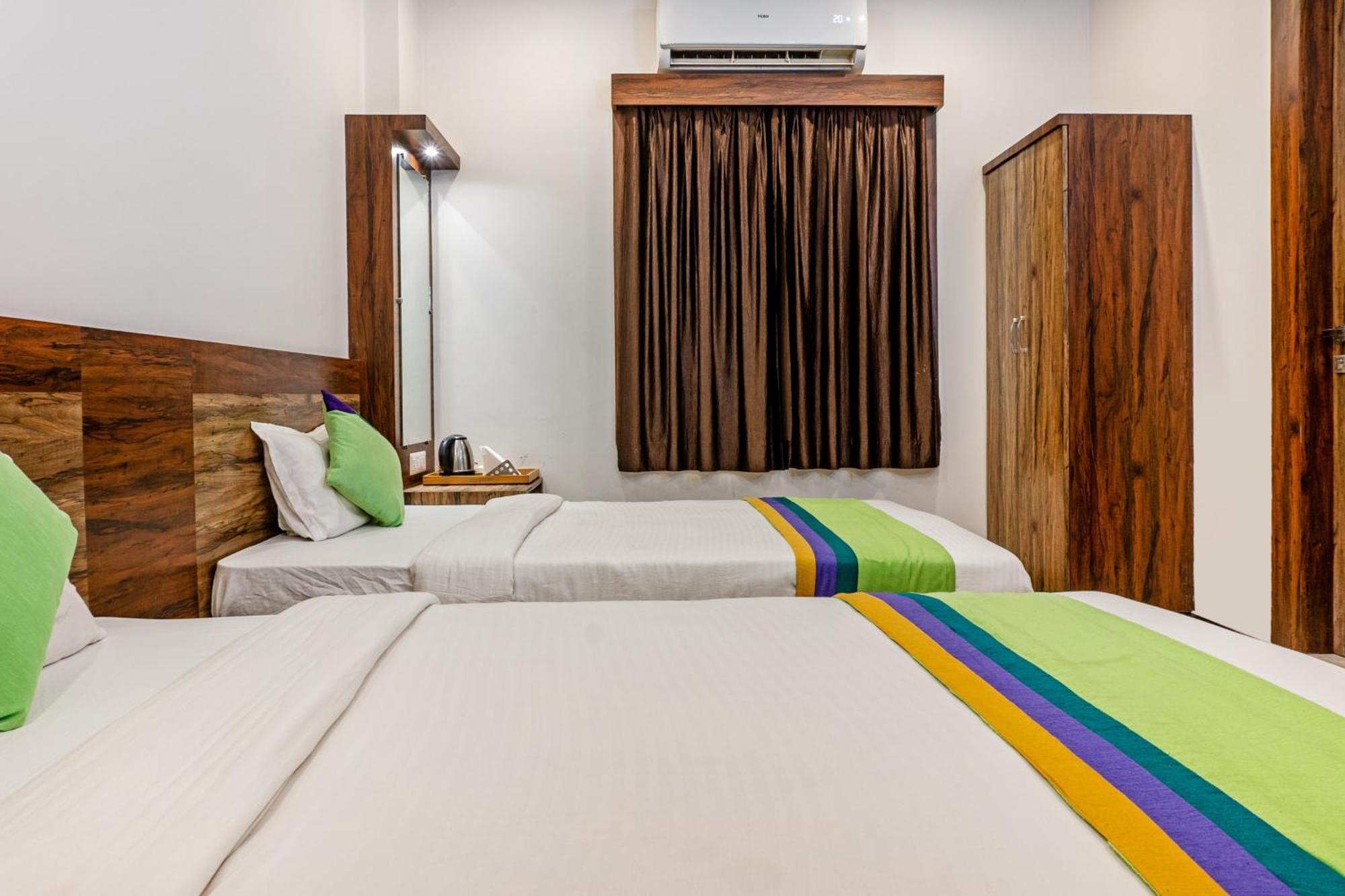 Treebo Spirit Residency Hotel Udaipur Exterior photo