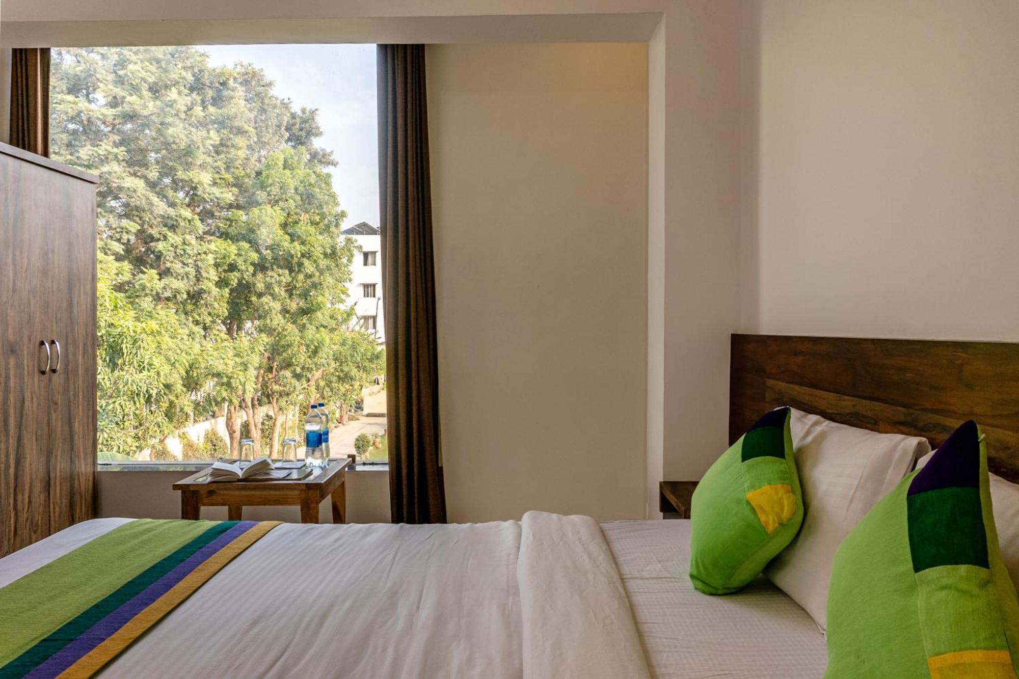 Treebo Spirit Residency Hotel Udaipur Exterior photo